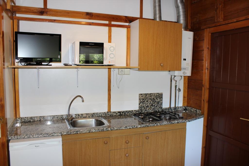 Bungalows Pena Montanesa Aínsa Rum bild