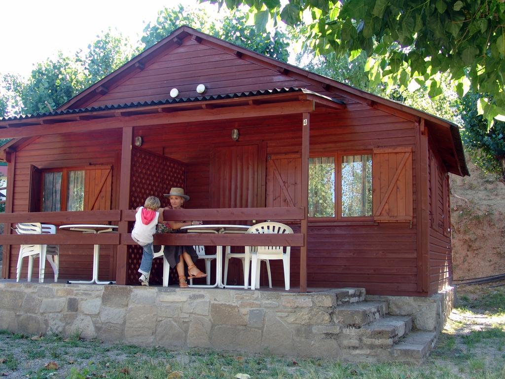 Bungalows Pena Montanesa Aínsa Rum bild